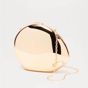 Elegant Gold Clutch with Chain Strap